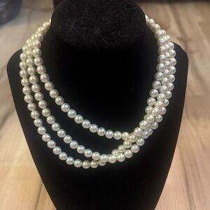 Elegant Pearl Necklace Mint Green
